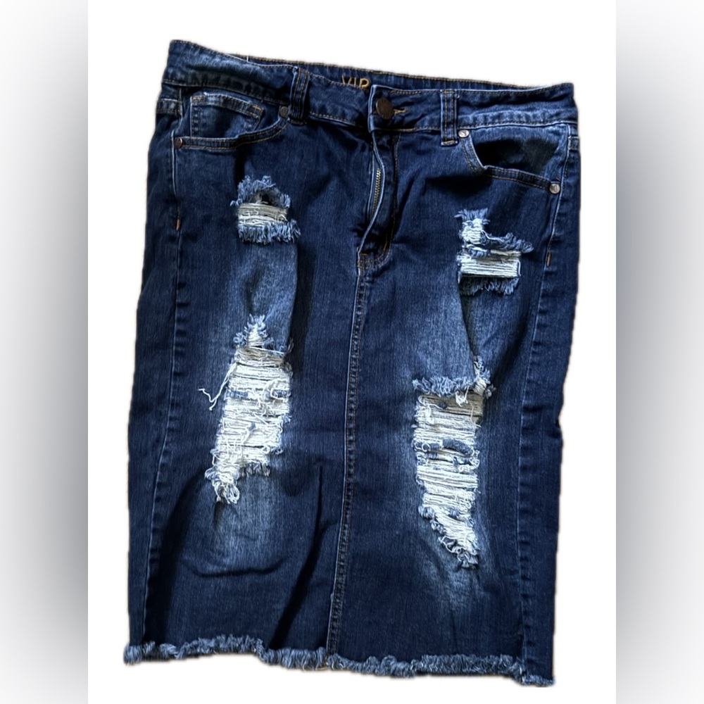 VIP Jeans Distressed Denim Skirt – Size Large